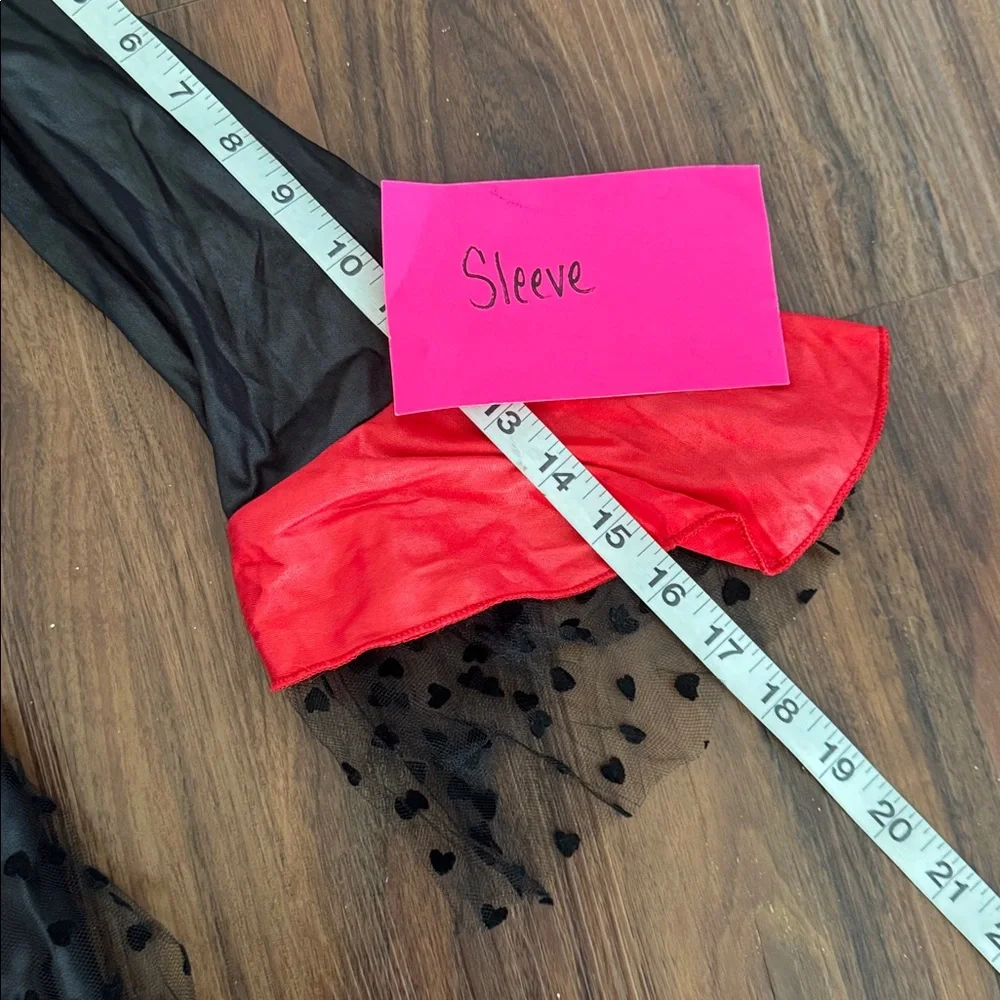 Queen of Hearts Teen XL 4 Piece Costume Dress Halloween Cosplay Disney Villain - Picture 8 of 10